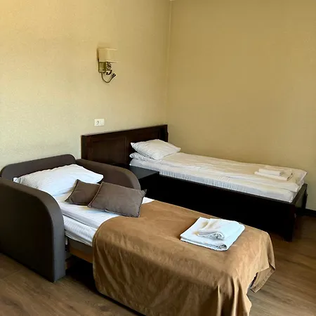 Amarena Spa Hotel - Breakfast Included In The Price Spa Swimming Pool Sauna Hammam Jacuzzi Restaurant Inexpensive And Delicious Food Parking Area Barbecue 400 M To Bukovel Lift 1 Room And Cottages Exterior photo