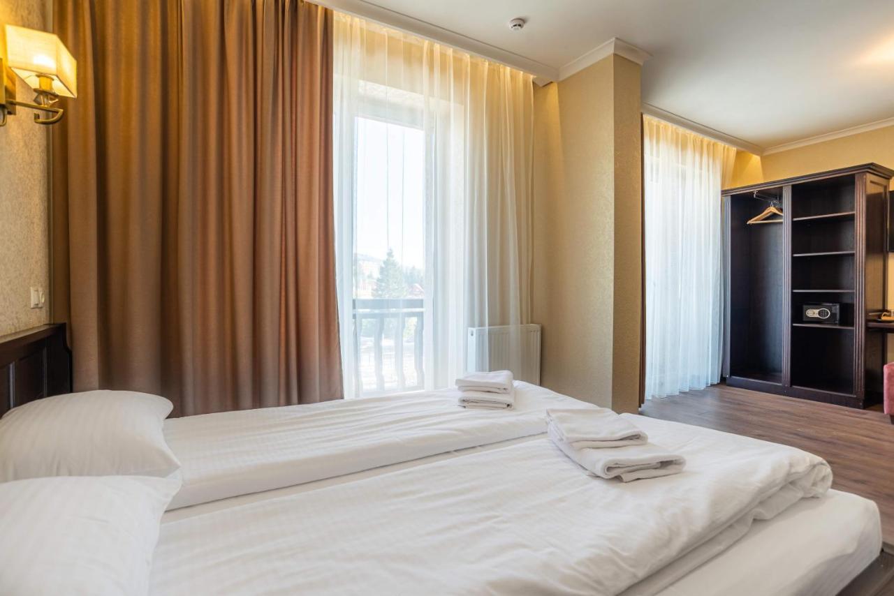 Amarena - Breakfast Included In The Price Swimming Pool Sauna Hammam Jacuzzi Restaurant Inexpensive And Delicious Food Parking Area Barbecue 400 M To Lift 1 And Ośrodek wypoczynkowy 4*