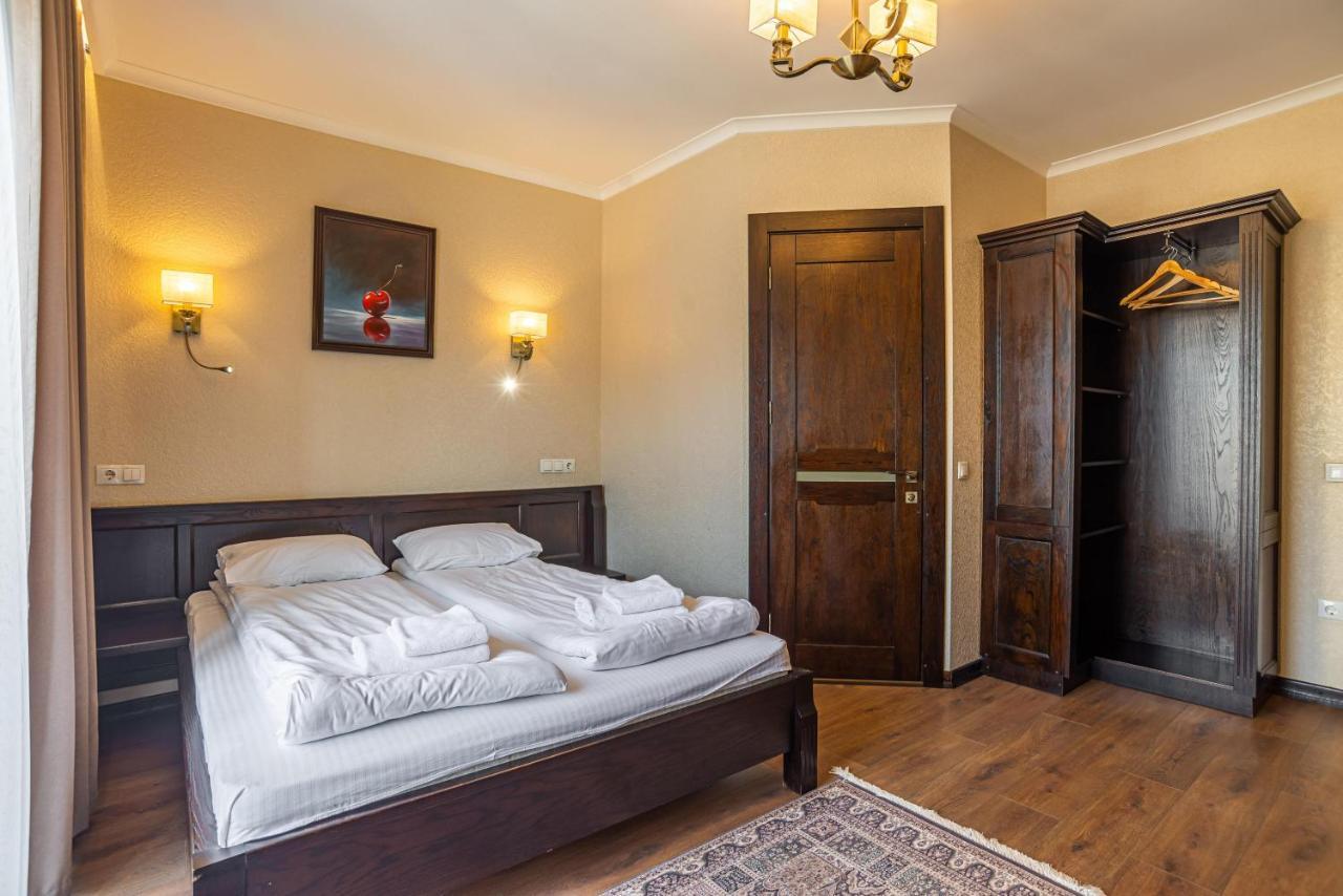 Amarena - Breakfast Included In The Price Swimming Pool Sauna Hammam Jacuzzi Restaurant Inexpensive And Delicious Food Parking Area Barbecue 400 M To Lift 1 And 4* Bukowel