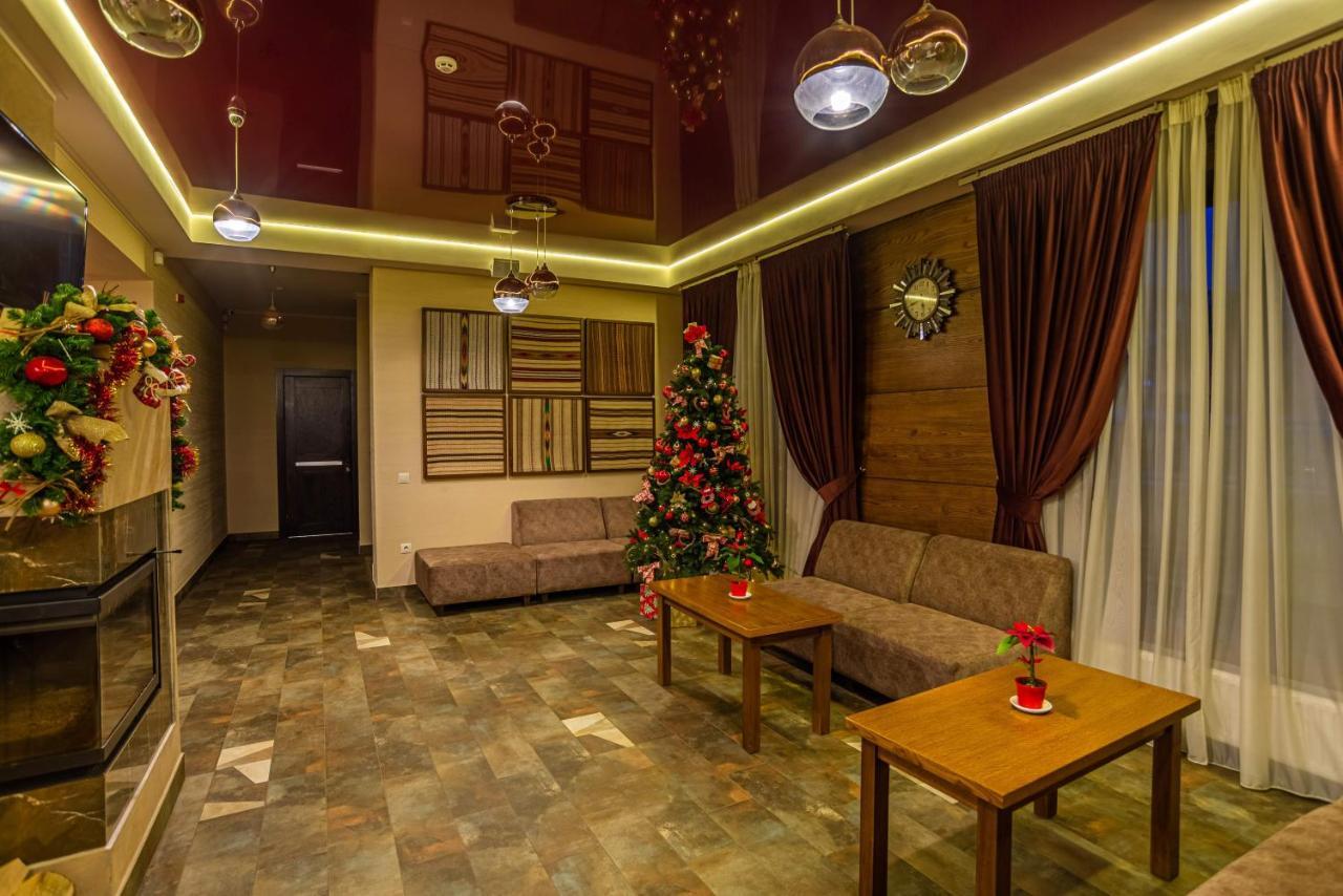 Amarena - Breakfast Included In The Price Swimming Pool Sauna Hammam Jacuzzi Restaurant Inexpensive And Delicious Food Parking Area Barbecue 400 M To Lift 1 And Bukowel